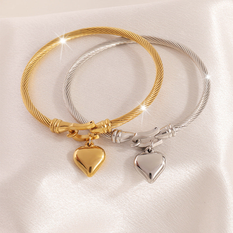 Titanium Steel Series Horseshoe Clasp Heart Bracelet
