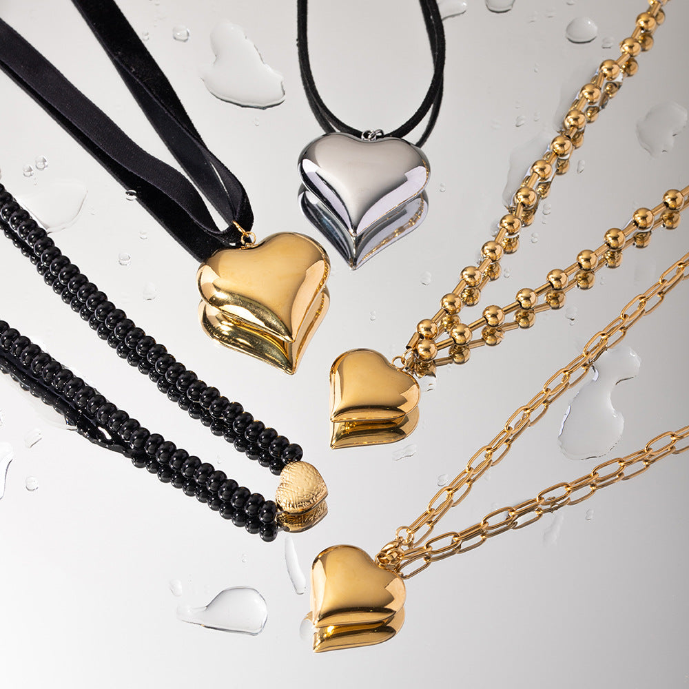 Modern Heart Series – Vintage Classic Love Titanium Steel Necklace