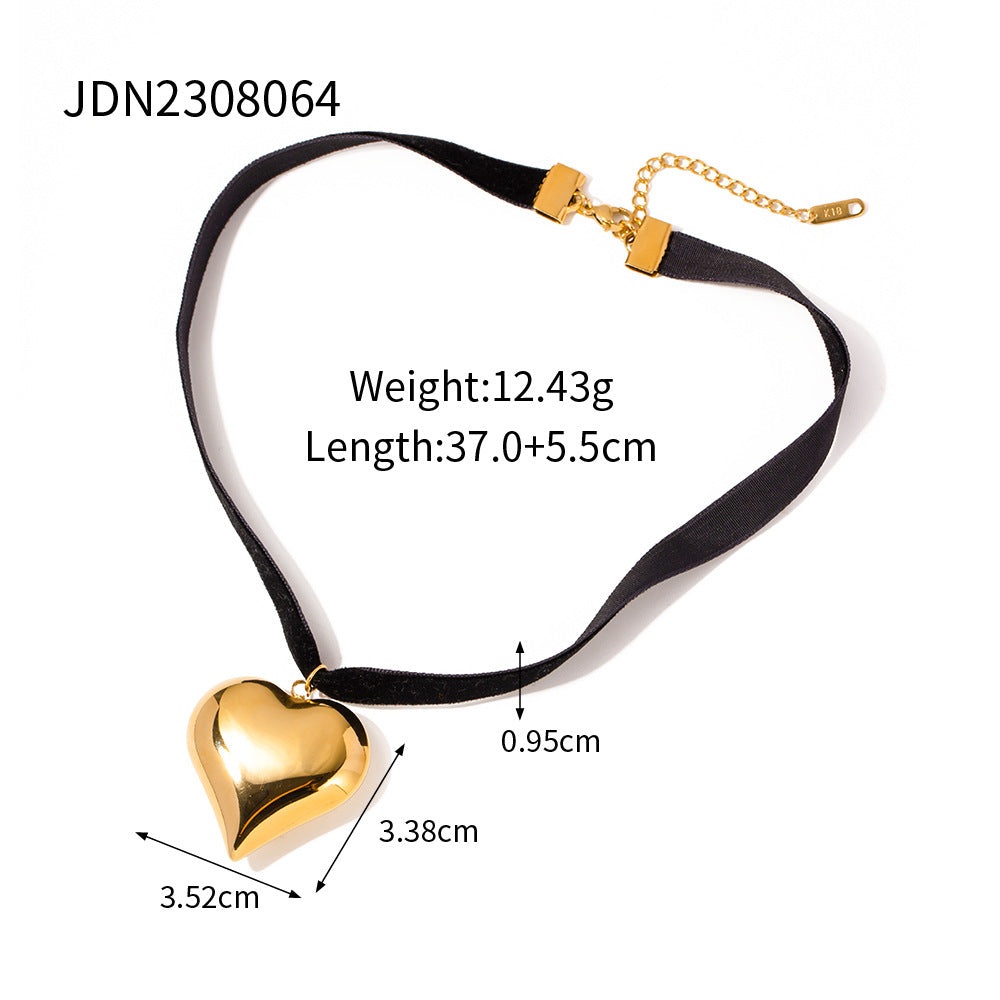Modern Heart Series – Vintage Classic Love Titanium Steel Necklace