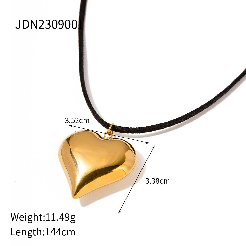 Modern Heart Series – Vintage Classic Love Titanium Steel Necklace