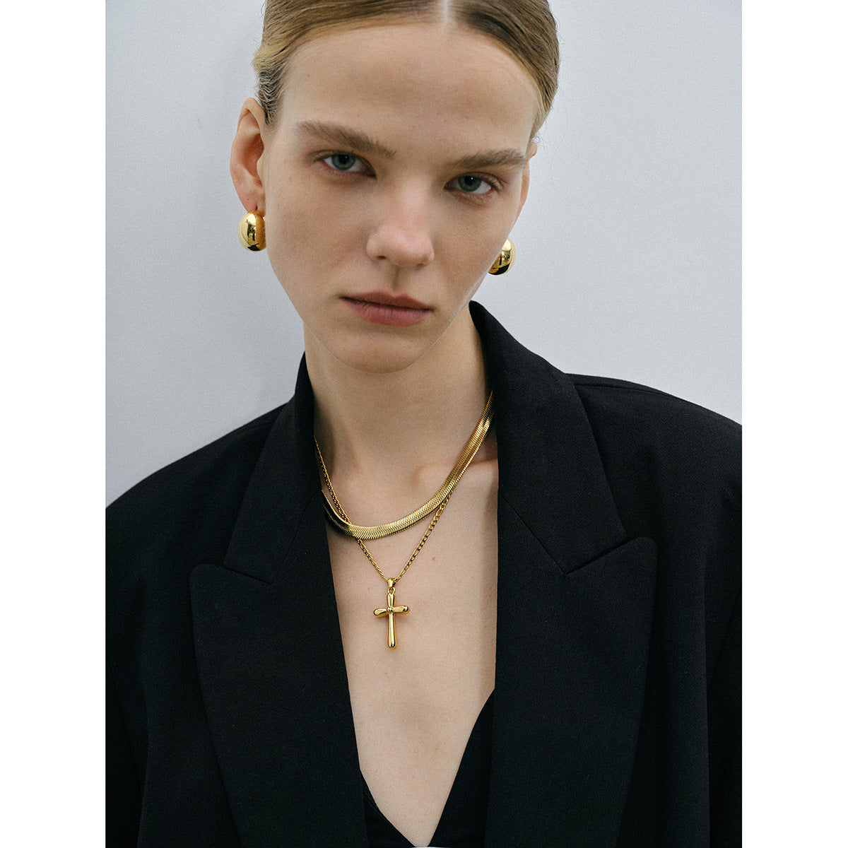 Religious Jewelry: 18K Gold Finished Stainless Steel Cross Chain