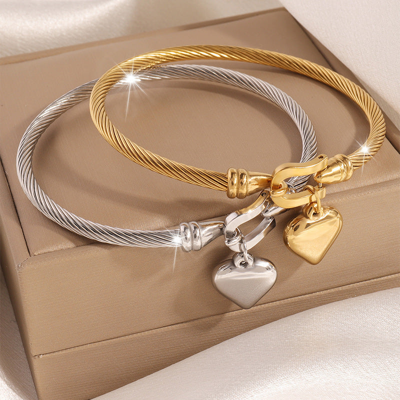 Titanium Steel Series Horseshoe Clasp Heart Bracelet